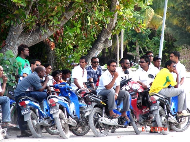 ޓްރާންސްޕޯޓް އޮތޯރިޓީން ދޭ ހުރިހާ ޚިދުމަތެއް ފުވައްމުލަކު އަތޮޅު ކައުންސިލުންވެސް ދޭން ފަށަނީ