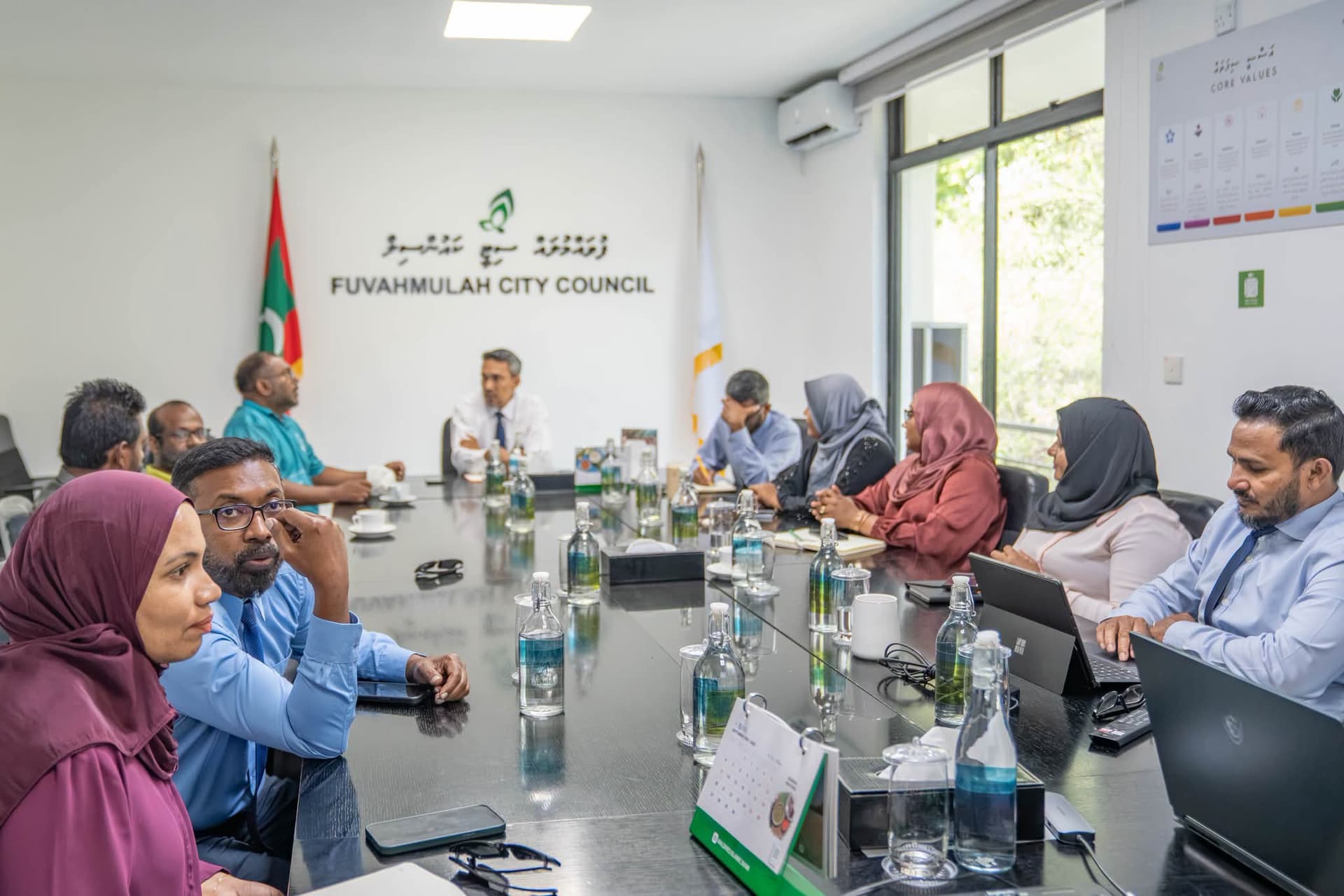ފުވައްމުލައް ސިޓީ ކައުންސިލާއި ވެމްކޯ ބައްދަލުކޮށް މަޝްވަރާކޮށްފި