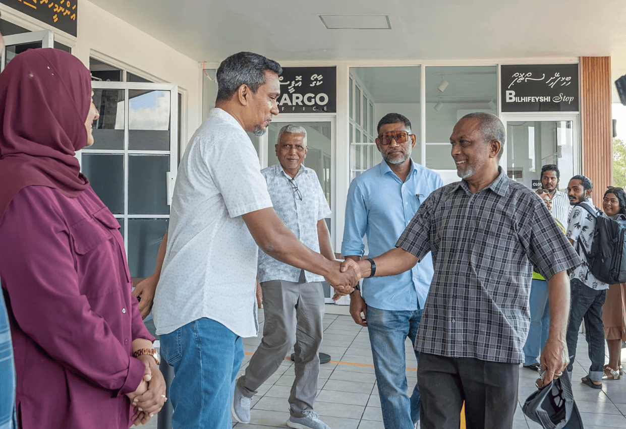 "ޗާލު ދިވެހިރާއްޖެ" އެވޯޑުގެ ދެވަނަ ބުރުގެ އިވެލުއޭޝަނަށް ޖަޖުންގެ ޓީމު ފުވައްމުލައް ސިޓީއަށް
